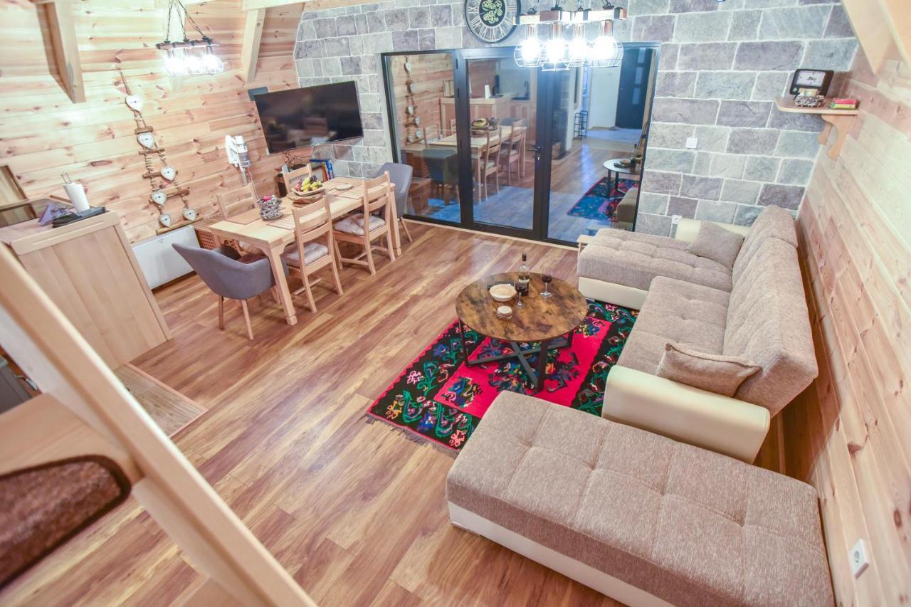 Guest House Max Žabljak Esterno foto